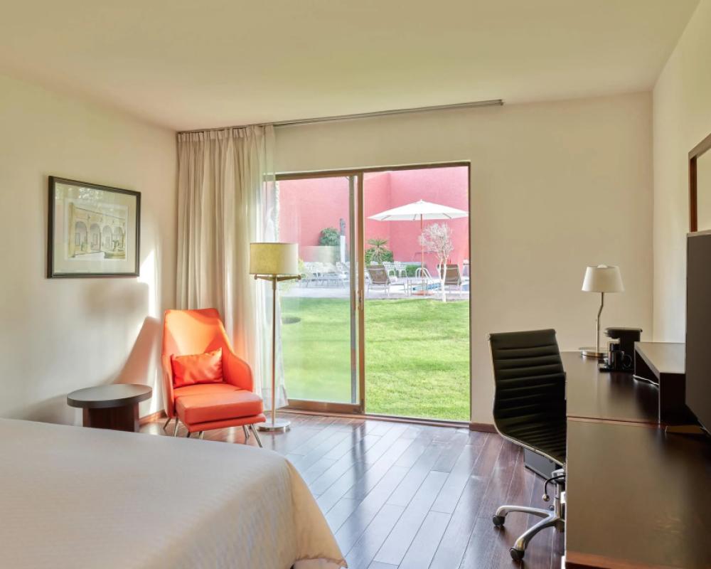 фото Fiesta Inn Aguascalientes