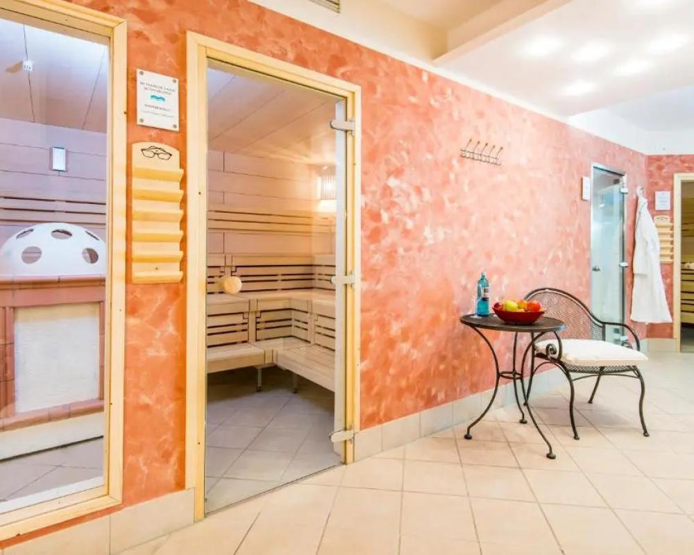 фото Hotel Celler Tor