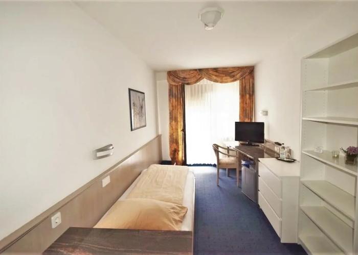 Hotel Alena
