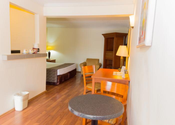 Hafersons Inn Hotel & Suites