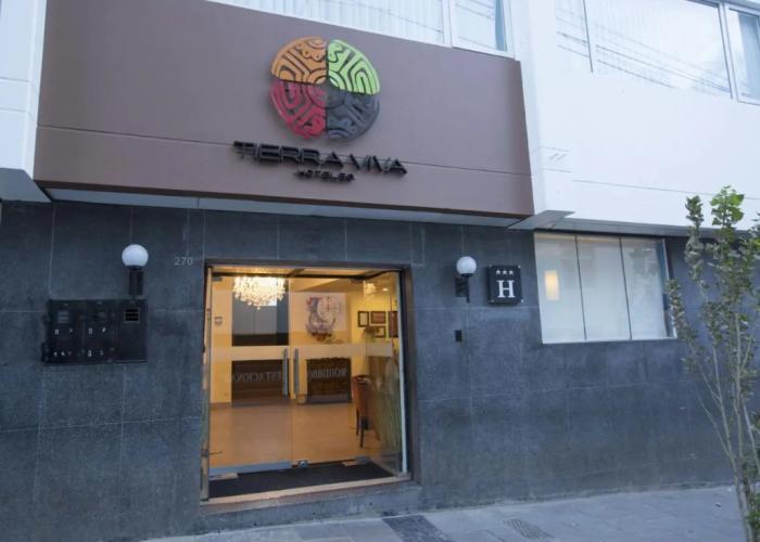 Tierra Viva Puno Plaza
