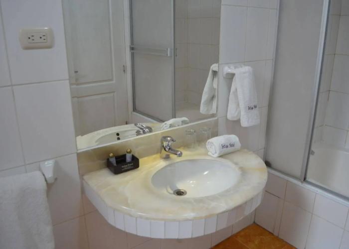Intiqa Hotel