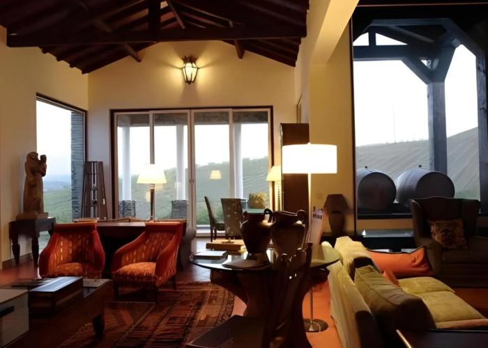 Casa das Pipas / Quinta do Portal