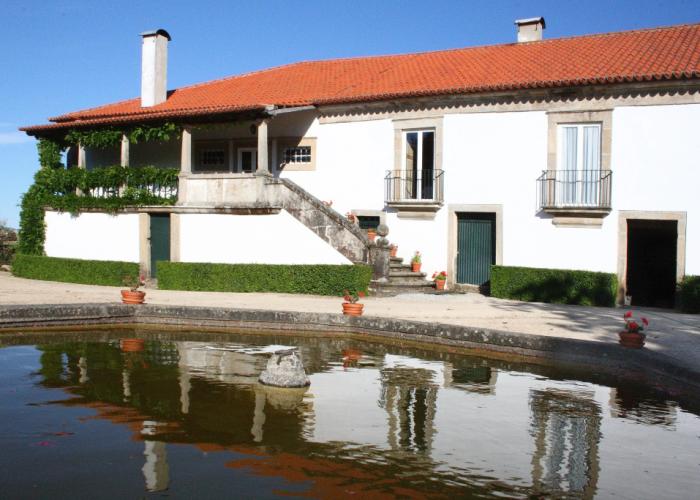 Casa de Vilarinho de São Romão