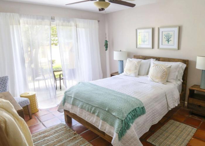 Villa Montana Beach Resort