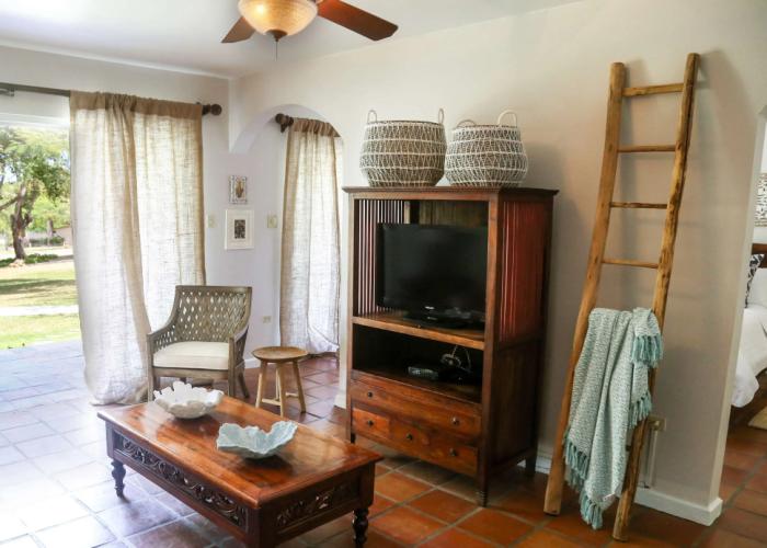 Villa Montana Beach Resort