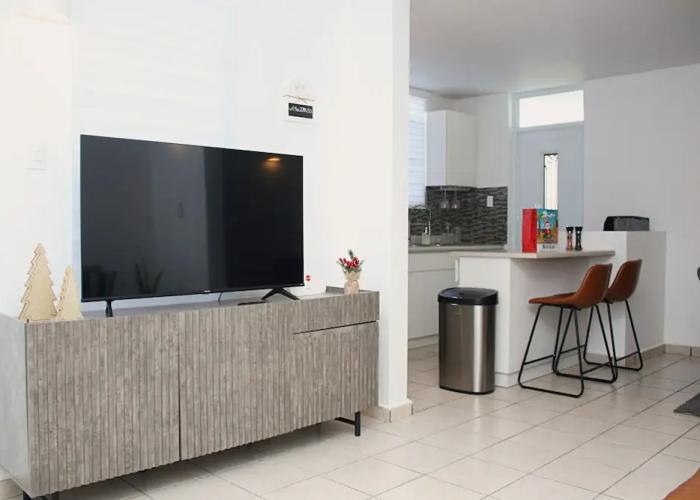 Islabella Guest House