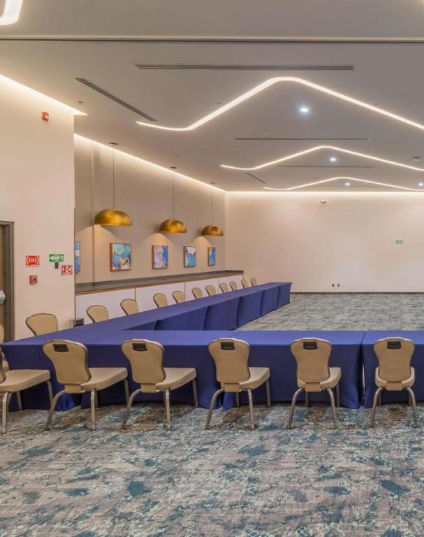 фото Hampton by Hilton Aguascalientes Downtown