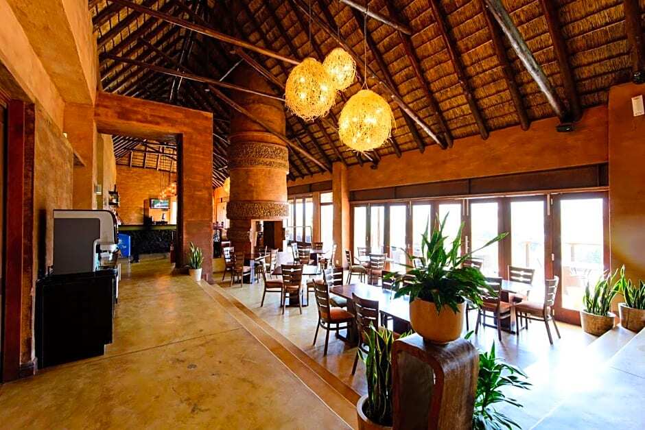 Askari Game Lodge & Spa