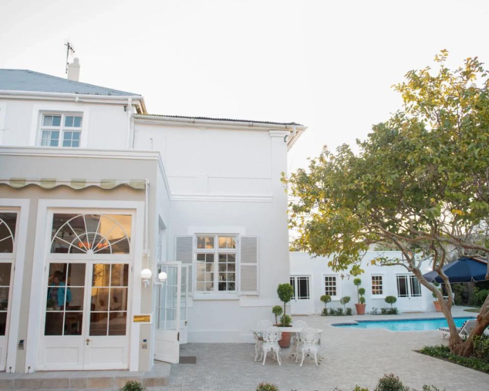 River Manor Boutique Hotel