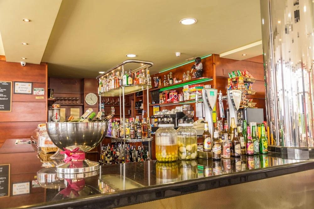 фото Hotel Parras