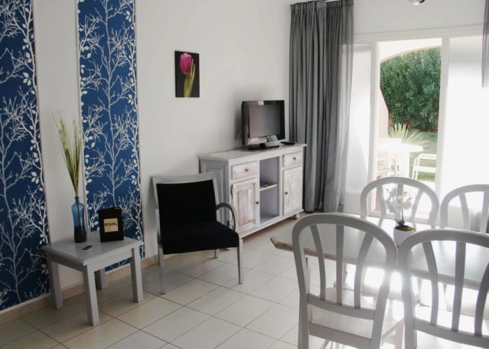 Apartamentos Royal Life