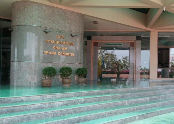 Cha-Am Grand Condotel