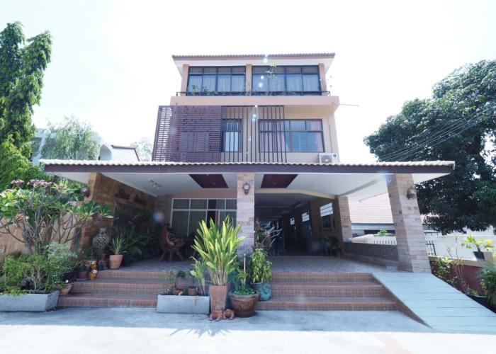 Sea Breeze Guest House