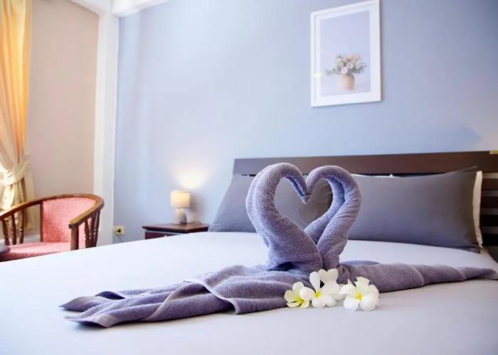 Golden Guesthouse