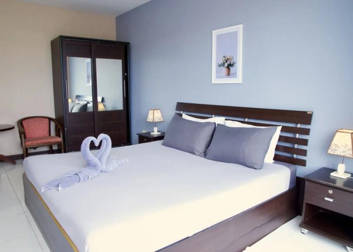 Golden Guesthouse