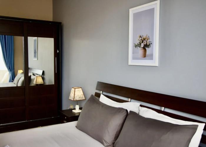 Golden Guesthouse