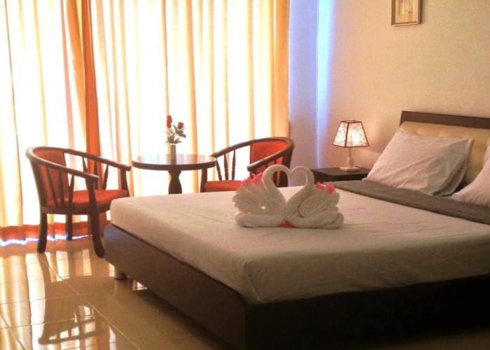 Golden Guesthouse