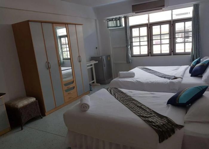 Chaam Guesthouse