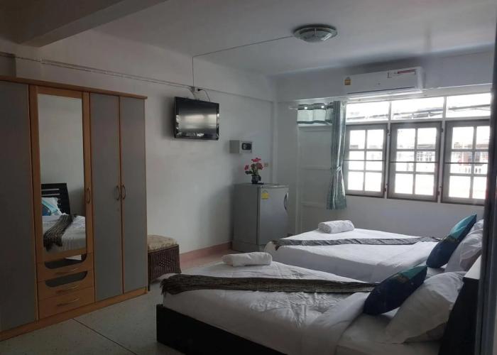 Chaam Guesthouse