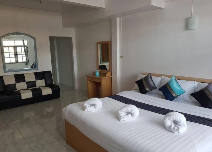 Chaam Guesthouse