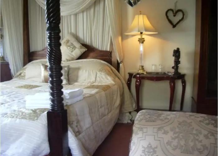 The Bear Inn
