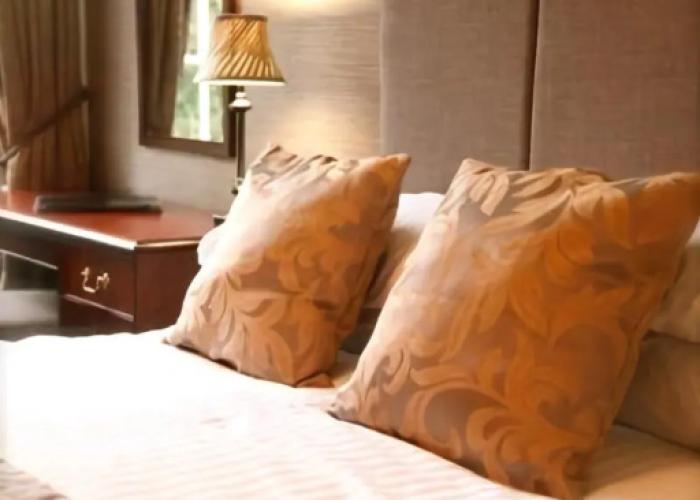 Shaw Hill Golf Resort & Spa Hotel