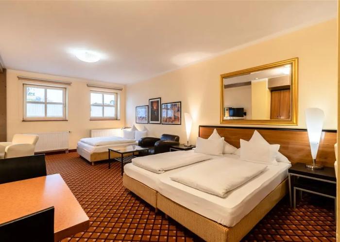 Hotel Sauerlacher Post