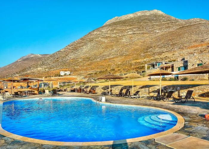 Aqua Petra Hotel