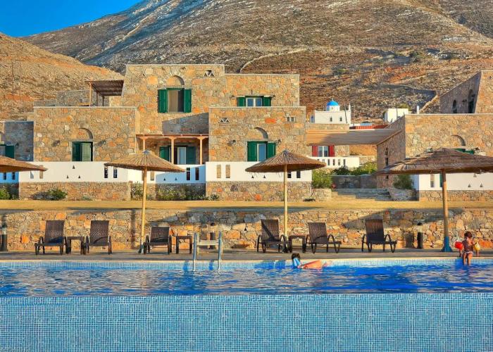 Aqua Petra Hotel