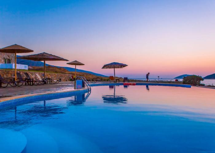 Aqua Petra Hotel