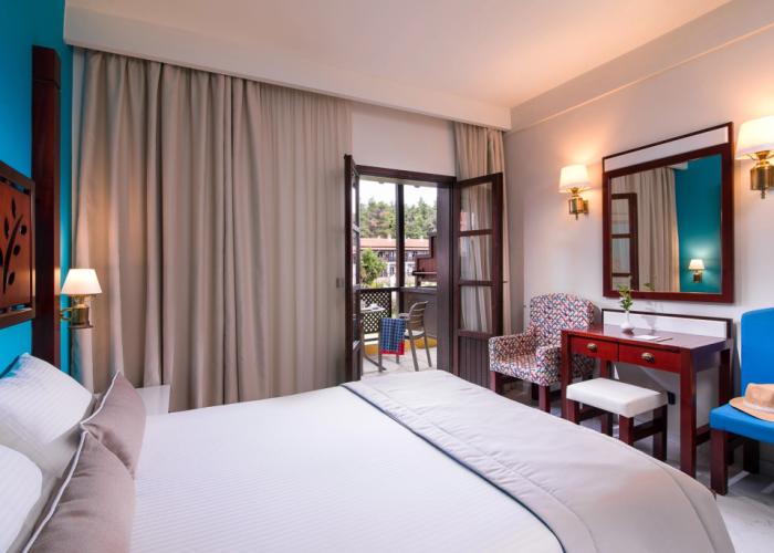 Simantro Resort