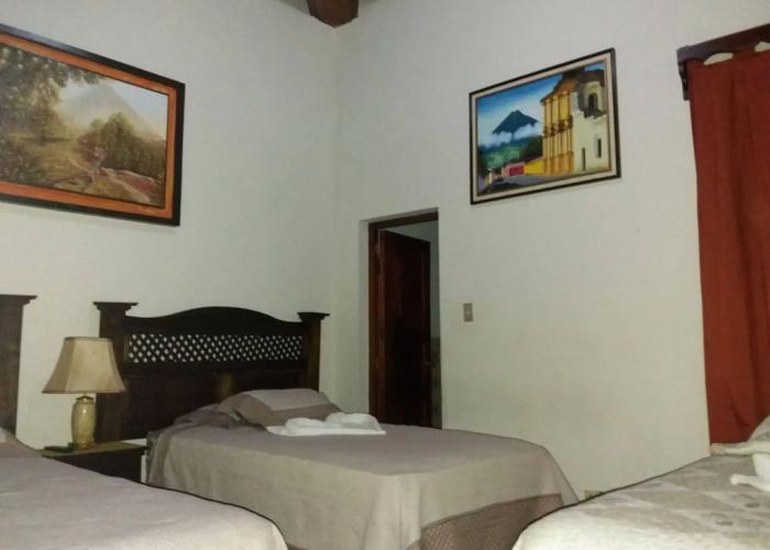 Hotel Dionisio Inn