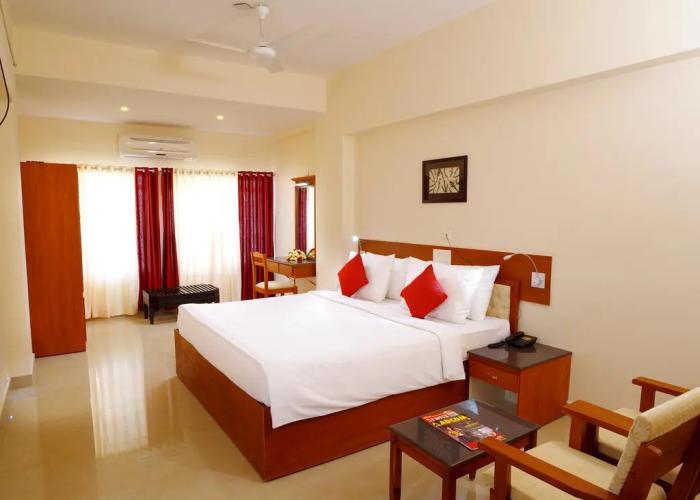 Iswarya Residency