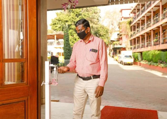 Hotel Vivek Coonoor