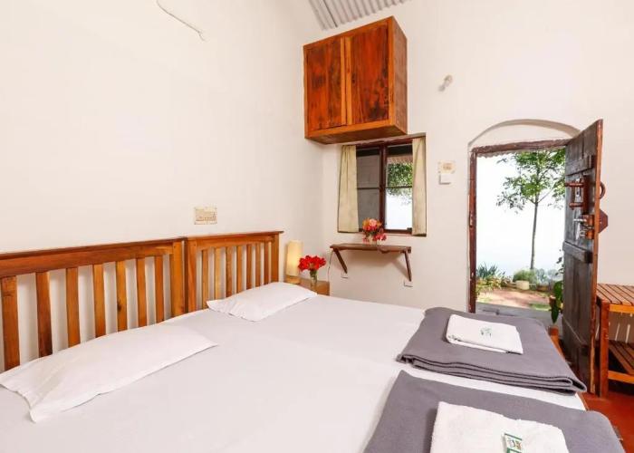 Devashola Homestay