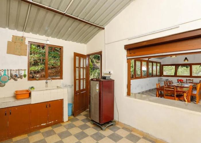 Devashola Homestay