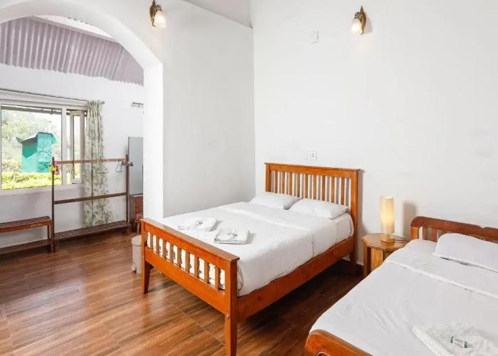 Devashola Homestay