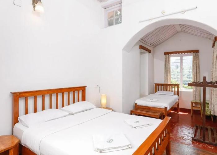 Devashola Homestay