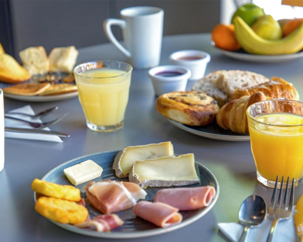 фото Campanile Clermont Ferrand Centre