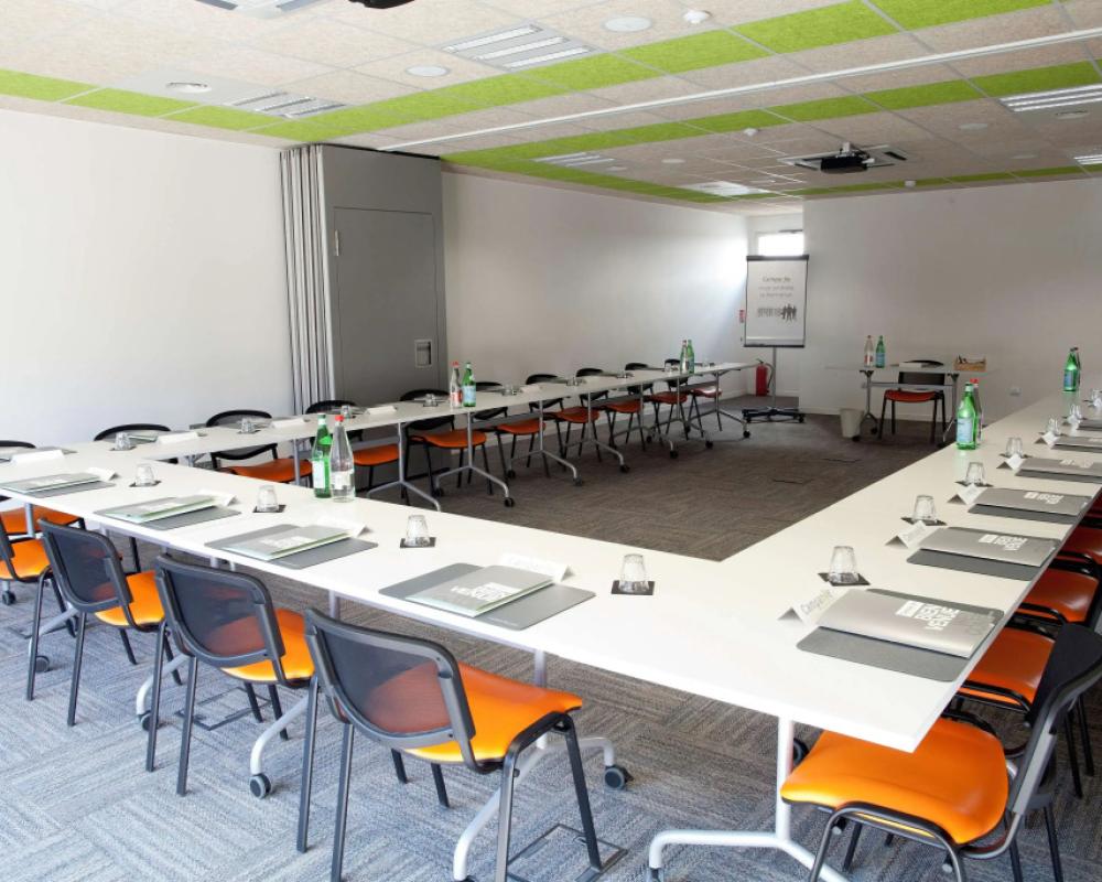 фото Campanile Clermont Ferrand Centre