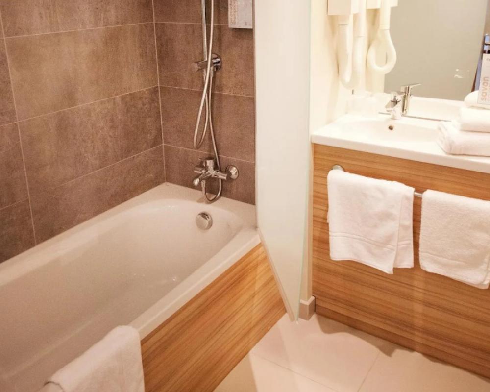 фото Campanile Clermont Ferrand Centre