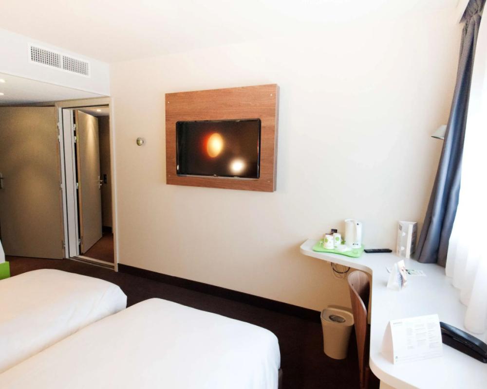 фото Campanile Clermont Ferrand Centre