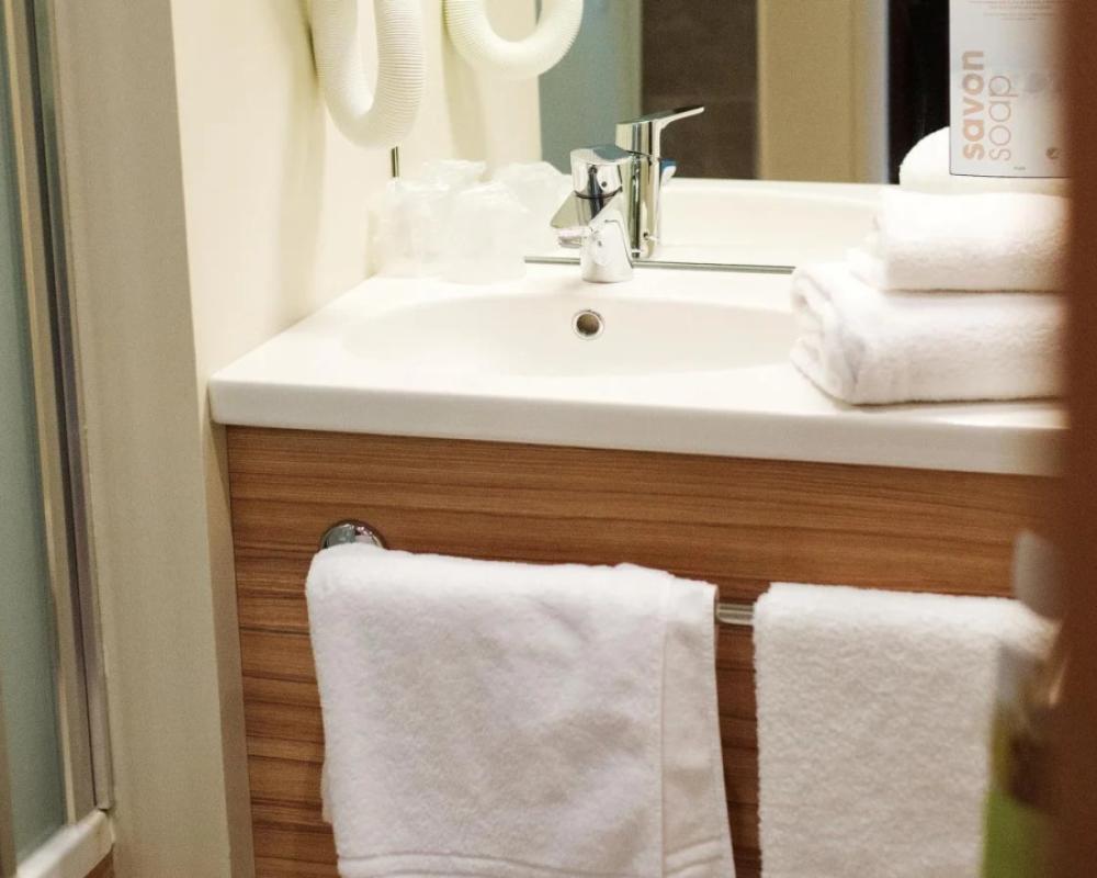 фото Campanile Clermont Ferrand Centre