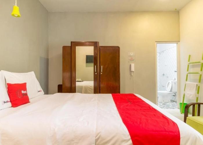 Jeng Tini Guest House