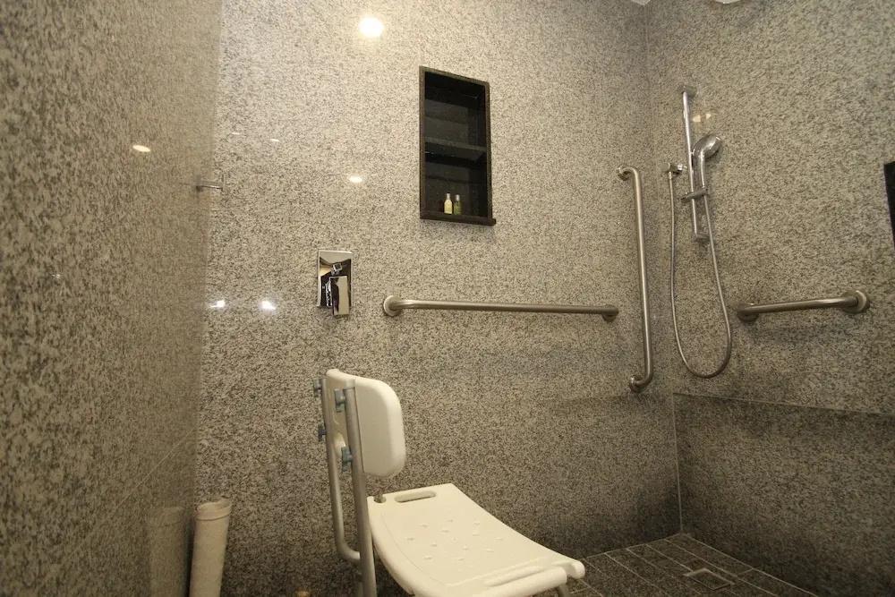 фото Hampton - Hilton Aguascalientes Downtown