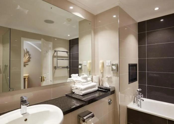 Manor House Country Hotel