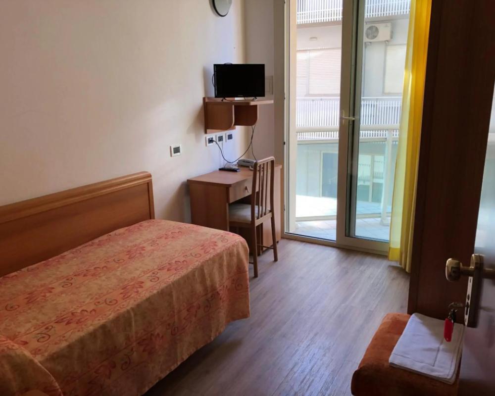 фото Hotel Bamar