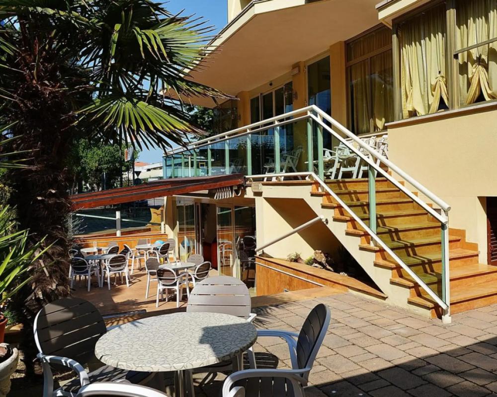 фото Hotel Bamar