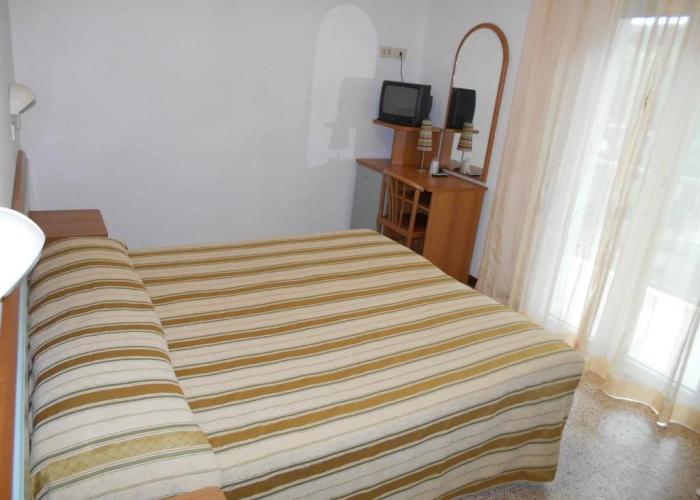 Hotel Sayonara